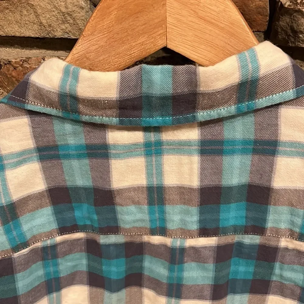 American Eagle Outfitters Seriously Soft Blue and Grey Plaid Cotton Flannel